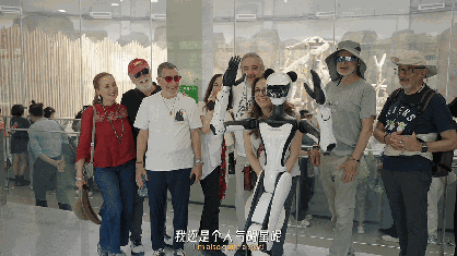 星动纪元星动Q5在成都网红景点当“旅游搭子”！(图3)