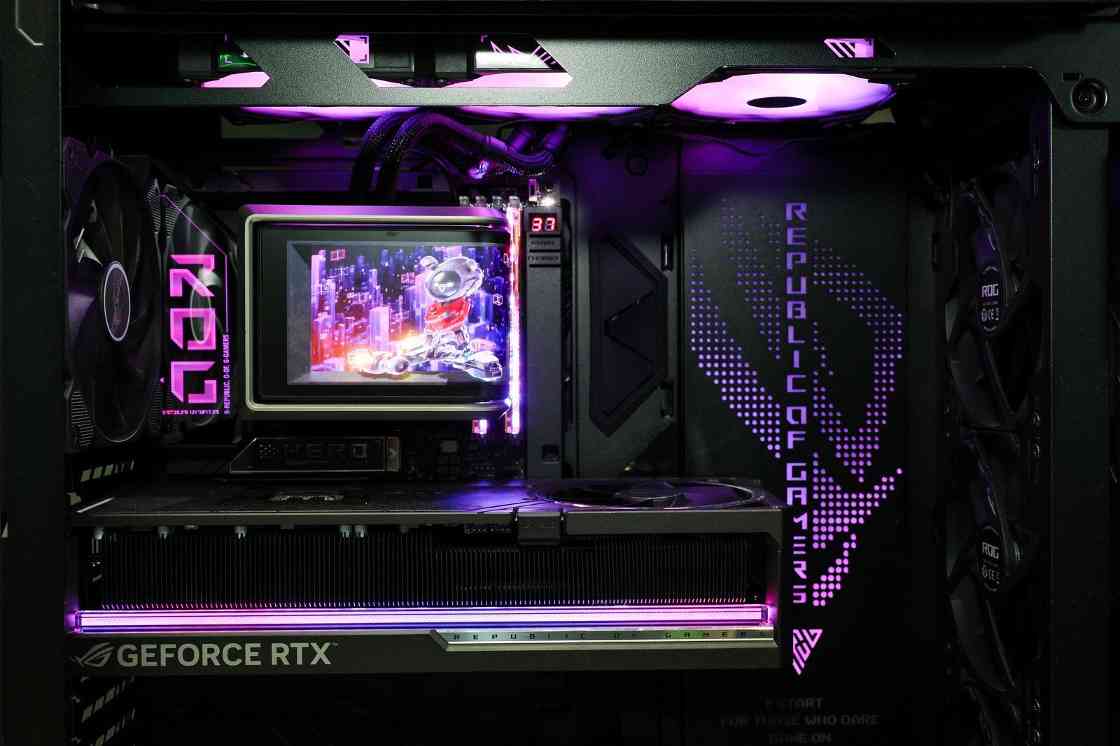 华硕主板撼动BW2025 ROG玩+乐园引玩家狂欢(图22)