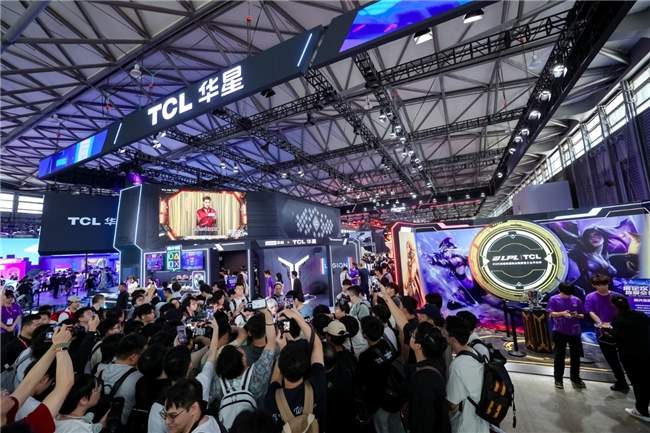 TCL携全场景电竞显示产品与智慧终端亮相2025ChinaJ