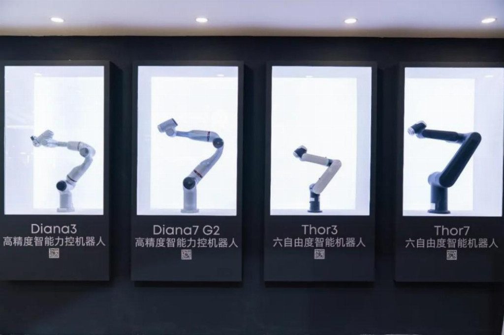 展会现场 | 思灵机器人（Agile Robots）亮相第二十五届工博会，等您聊技术，对方案！(图6)
