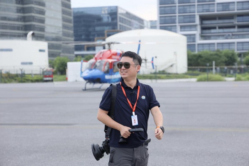 乐其创新SmallRig打造在场访谈栏目，对话中国空对空摄影先行者超侧卫(图3)